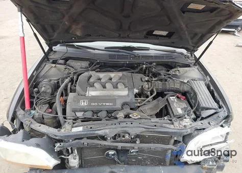 2002 Honda Accord 3.0 Ex z USA, uszkodzony, nr VIN 1HGCG16592A075845